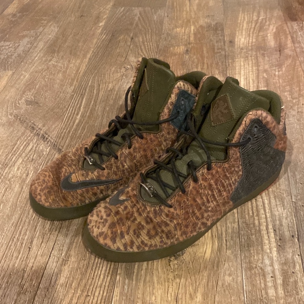 LaBron 11 Leopards- excellent no flaws